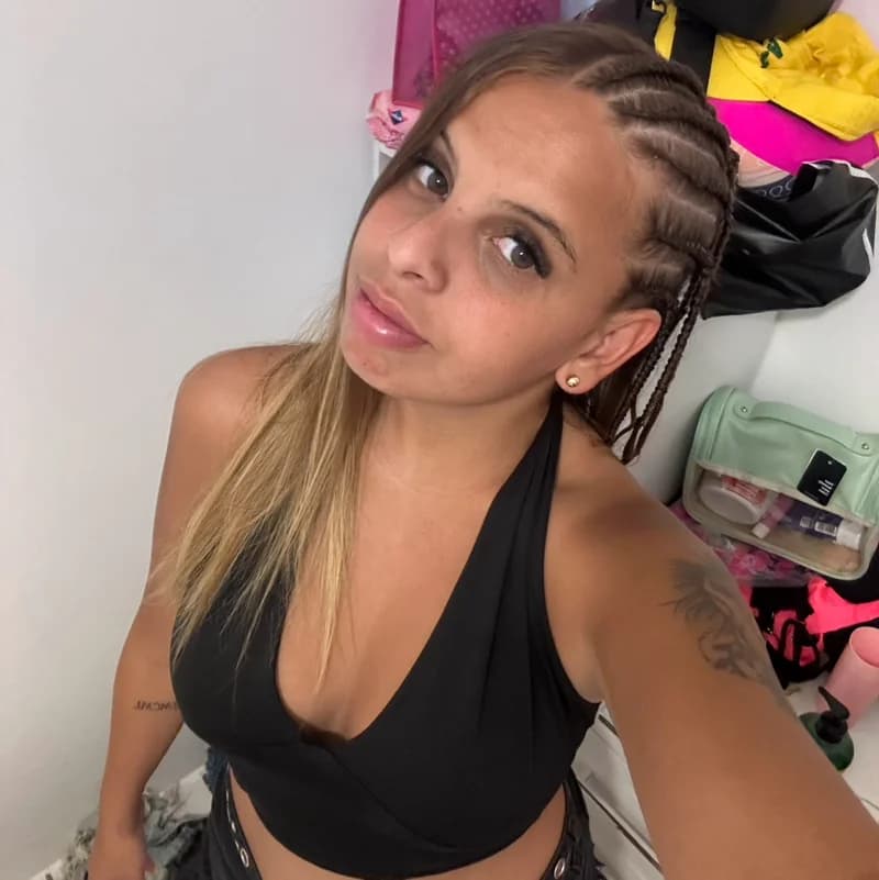 LARA SALTO