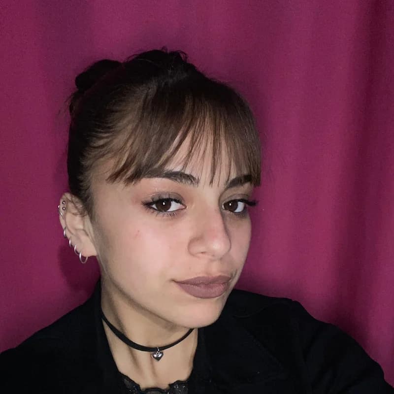 mayra victoria flores